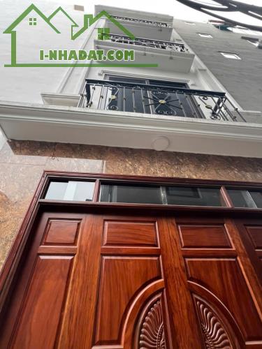 CHỈ 4,6 TỶ CÓ NHÀ 5 TẦNG / 31M2 – NGÕ THÔNG, Ô TÔ QUA NHÀ -20M BÃI ĐỖ XE.