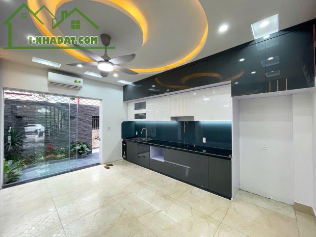 Bán nhà Trung Hành, 72m 4 tầng, độc lập, đường 12m, Giá 6.35 tỉ, cực hiếm - 1
