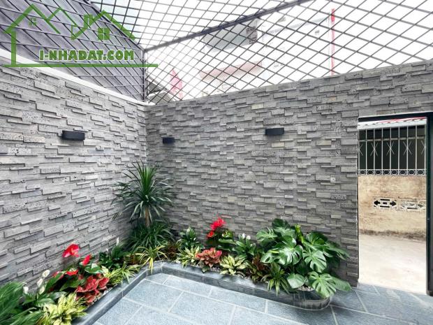Bán nhà Trung Hành, 72m 4 tầng, độc lập, đường 12m, Giá 6.35 tỉ, cực hiếm - 2