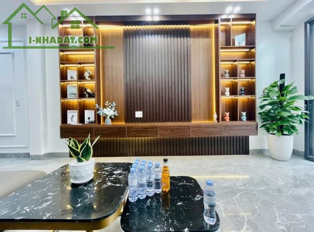 Bán nhà Lâm Tường, Hồ Nam, Lê Chân, Hải Phòng. 4 tầng, 55m2, 4,2 tỷ. Ngang 3,7m, d2 - 1