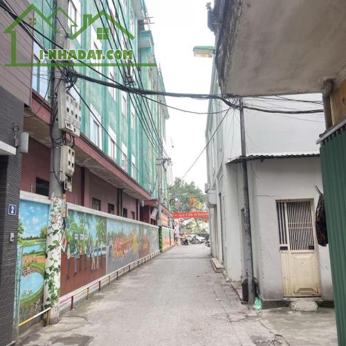 Bán nhà vị trí đẹp, đầy đủ tiện ích, an ninh tốt , ô tô đỗ cửa -Thạch Bàn - 1