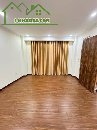 BÁN NHÀ PHỐ BÁT KHỐI XÂY MỚI - 5 TẦNG FULL NỘI THẤT - VỊ TRÍ SIÊU ĐẸP - CÁCH OTO 20M - 2