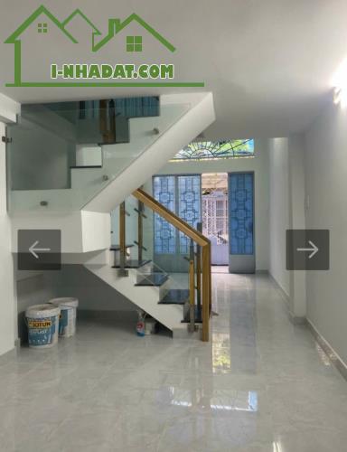 Bán nhà Trần Hưng Đạo, P.1, Q.5, gần mặt tiền, DT: 3 X 12.5, ba tầng, giá 6 tỷ. - 2
