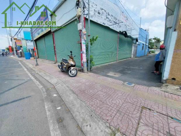Bán nhà 2 Mặt tiền Tô Ký, gần Đặng Thúc Vịnh, DT: 5x35m, nở hậu L 20m, Cấp 4, 11.5  tỷ - 2
