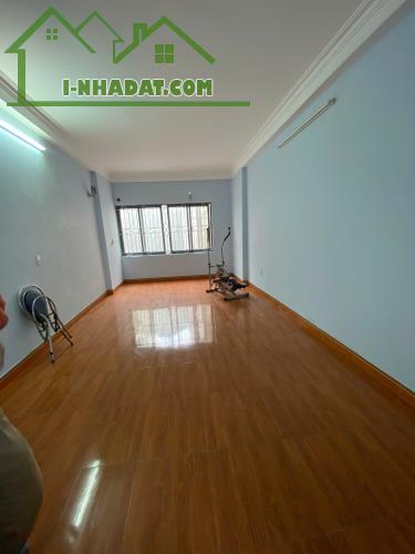 BÁN NHÀ NGỌC THUỴ 36M2, 4 TẦNG DÂN XÂY, TIỆN ÍCH TUYỆT VỜI, GẦN CHỢ, CÔNG VIÊN, GIÁ RẺ - 2
