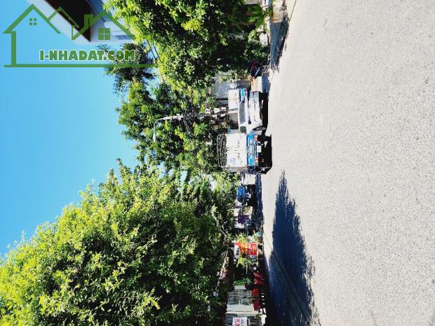 🧨🧨Chính chủ cần bán gấp lô đất mặt tiền đường Lê Đình Chinh, Phường Hòa Quý,