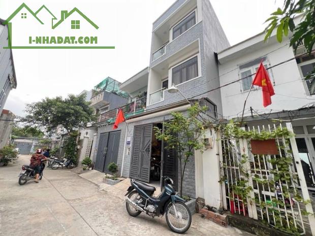 NHÀ MỚI, ĐẸP, ĐÚC 4tấm 5PN 5WC, HXH, SHR, cách MT LÒ LU 100m, Tp. TĐ – CHỈ 5,2ty