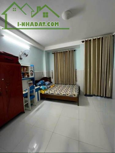 NHÀ MỚI, ĐẸP, ĐÚC 4tấm 5PN 5WC, HXH, SHR, cách MT LÒ LU 100m, Tp. TĐ – CHỈ 5,2ty - 3