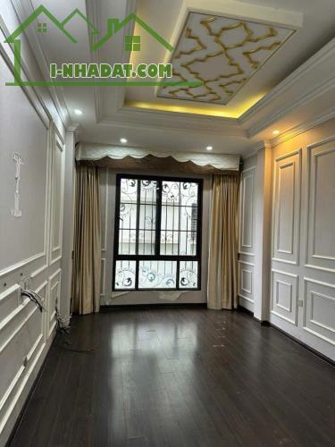 Tây Hồ nhà đẹp 65m2 x 5 tầng thang máy - 2 mặt ngõ. - 2