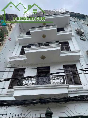 HOÀNG HOA THÁM - LÔ GÓC 2 THOÁNG - THANG MÁY - NGÕ Ô TÔ TRÁNH - KINH DOANH ĐỈNH