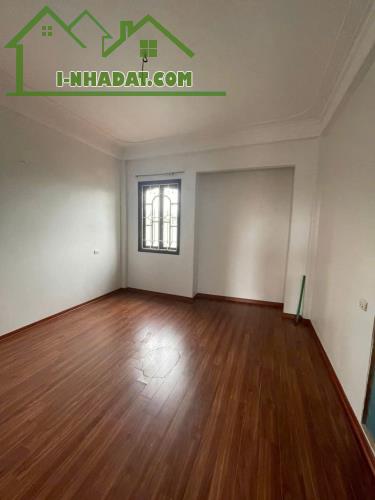 HOÀNG HOA THÁM - LÔ GÓC 2 THOÁNG - THANG MÁY - NGÕ Ô TÔ TRÁNH - KINH DOANH ĐỈNH - 3