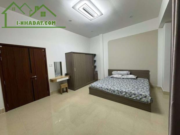 Bán nhà mặt phố Đỗ Xuân Hợp, P. Phước Long B, Q.9, 70m², 8.4 tỷ, 4 tầng, 7PN, 7WC. - 1
