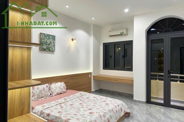 Bán nhà Thích Quảng Đức Phường 5 Phú Nhuận, 4 Tầng 4m x 8m 3 phòng ngủ - Giá 7.45 tỷ TL - 2