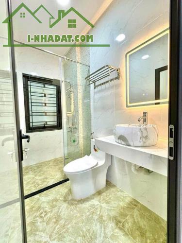 NHÀ ĐẸP KINH DOANH PHỐ NGUYỄN KHUYẾN, HÀ ĐÔNG - 1