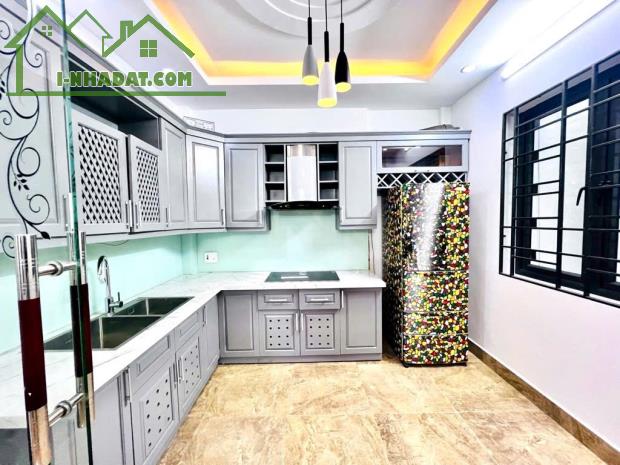 NHÀ ĐẸP KINH DOANH PHỐ NGUYỄN KHUYẾN, HÀ ĐÔNG - 2