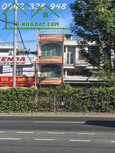 BÁN NHÀ MẶT TIỀN QL1 – 3 TẦNG – KINH DOANH SẦM UẤT – GIÁ CHỈ 2.8 TỶ VỚI ID HOU-106