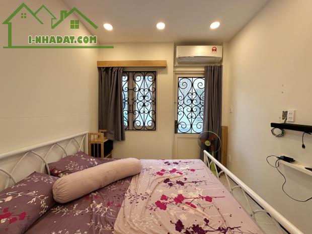QUẬN 1 - VÕ THỊ SÁU - HXH - DTSD:150M2 - 3 TẦNG, 3PN, ĐỦ CÔNG NĂNG - CHỈ: 8,9 TỶ - 2