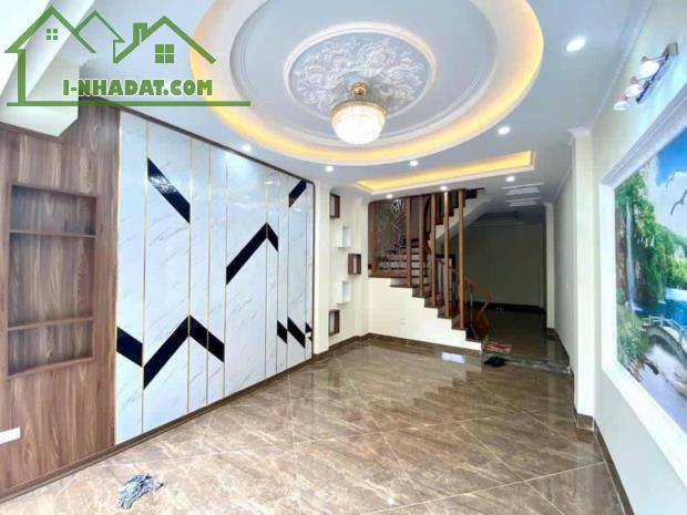 Nhà 5 tầng mới tinh, hiện đại, full nội thất , ngõ ô tô tránh, tại Thạch Bàn, Long Biên! - 2