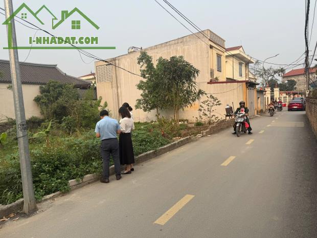 Cổ Đông 97m2, ô tô đỗ cửa, khu dân cư đông đúc, sổ vuông đẹp, chỉ 3,9 tỷ - 2