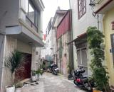 Bán nhà vị trí đẹp, đầy đủ tiện ích, an ninh tốt , ô tô đỗ cửa -Thạch Bàn
