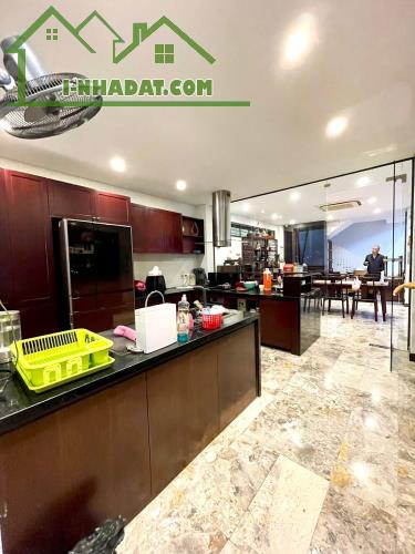 95mx5 tầng phố Vĩnh Tuy đẹp như biệt thự, ô tô đỗ, mặt tiền rộng, tặng nội thất xịn 28.5tỷ - 2