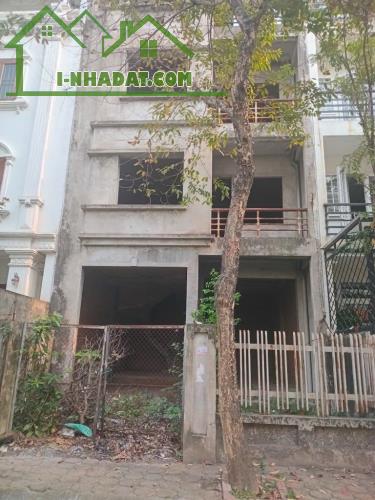 Bán nhà 80m2, khu nhà ở liền kề Thạch Bàn, Long Biên,