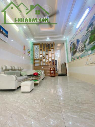 chủ gấp bán siêu phẩm ngay thoại ngọc hầu hẻm xe tải thông dt 4,5*18m 4tầng 4pn