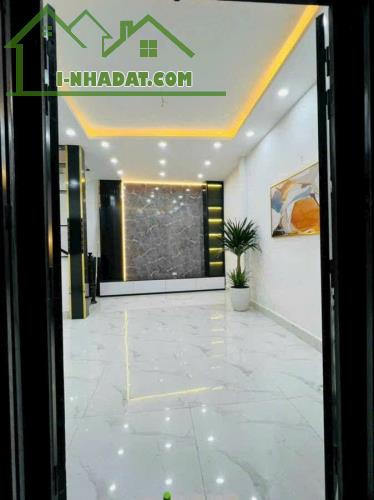 KIM NGƯU - 5 TẦNG THANG MÁY - LÔ GÓC - MỚI TINH - MỘT NHÀ RA PHỐ - KINH DOANH ĐỈNH - 2