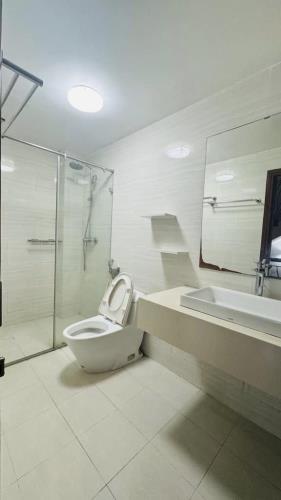 Phân lô Nguyễn Chí Thanh, Ôtô Đỗ Cửa, Kinh Doanh, Ô Chờ Thang, 63m2, 5tầng MT4.5m, 16.5tỷ - 4