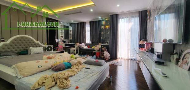Mặt Phố Nguyễn Ngọc Nại, Thanh Xuân - 100m2 - 8 tầng ( 1 hầm) - Chỉ hơn 50 tỷ