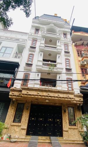 Mặt phố Linh Lang - Phan Kế Bính, vị trí vàng, mặt tiền 15m đỗ được 3 ô tô trước cửa, dt