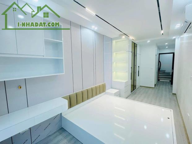Bán Nhà 3 Phòng Ngủ, Ngõ Hoà Bình 4, Minh Khai, 30m2 Chỉ 5.7 Tỷ - 1