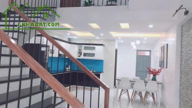 Vỡ Òa! Nhà Đẹp Nguyễn Trãi - 40m², 5 Tầng, Full Nội Thất, Giá Chỉ 7.6 Tỷ! - 3
