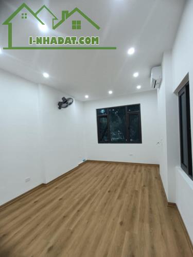 BÁN NHÀ PHỐ TÂY SƠN 30m 4T NHÀ ĐẸP, LÔ GÓC, Ô TÔ VÀO NHÀ, FULL NỘI THẤT 7.4 TỶ. - 3
