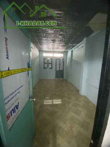 Bán nhà hẻm thông Dạ Nam Q8, SHR không quy hoạch, hoàn công đủ, gần chợ Rạch Ông nhỉnh 3T - 4