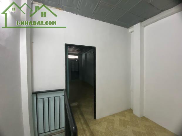 Bán nhà hẻm thông Dạ Nam Q8, SHR không quy hoạch, hoàn công đủ, gần chợ Rạch Ông nhỉnh 3T - 5