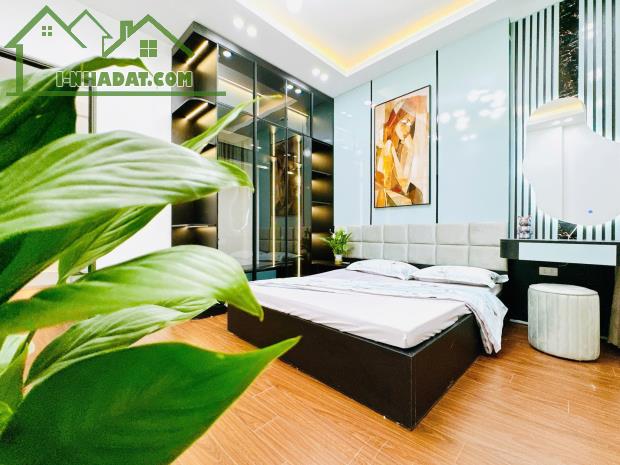💥Limited💥Nhà Đẹp Ngõ 135 Đội Cấn, Ba Đình - 40m² x 5 Tầng, MT3.9 – 6.9 tỷ LH:0977658369 - 2