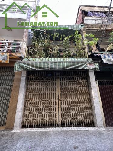 HIẾM CÓ! 7.5 TỶ HƠN - NHÀ QUẬN 3 GẦN CMT8 & TÔ HIẾN THÀNH - HẺM 6M XE HƠI VÀO NHÀ -50M2 C4 - 1