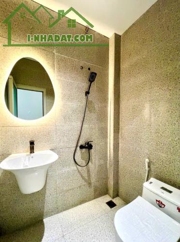🆘NGANG 7M-ĐANG CHO THUÊ 60TR/THÁNG-ĐỐI DIỆN CHUNG CƯ ECO GREEN - 1