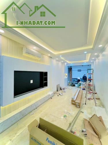 NHÀ MỚI COONG - THANG MÁY - NGÕ THÔNG HAI ĐẦU - OTO ĐỖ CỬA - HAI THOÁNG TRƯỚC SAU - 1