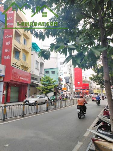 BÁN NHÀ 5 TẦNG, MẶT TIỀN TRẦN QUANG KHẢI, P.TÂN ĐỊNH, Q1.DT:4,2X15, 1TR4L - 2