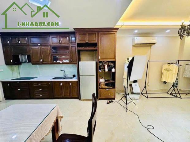 Bán nhà phân lô Chùa Bộc 40m2, 5 tầng, ô tô tránh, kinh doanh, chỉ 12.8 tỷ. - 3