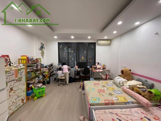 💥ĐẸP WÁ💥Ngõ cực to, Nguyễn Khang 37m 5T, MT 5M, Nội thất VIP, 7.9 Tỷ - 2