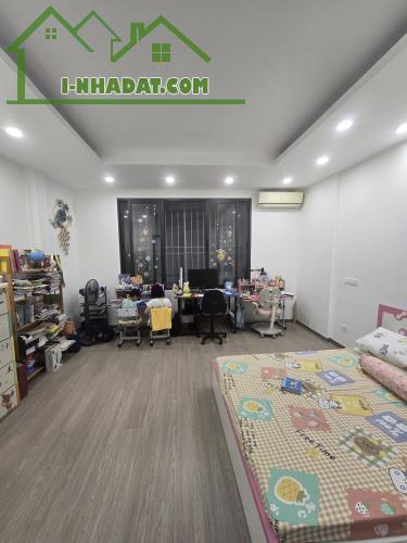 💥ĐẸP WÁ💥Ngõ cực to, Nguyễn Khang 37m 5T, MT 5M, Nội thất VIP, 7.9 Tỷ - 3