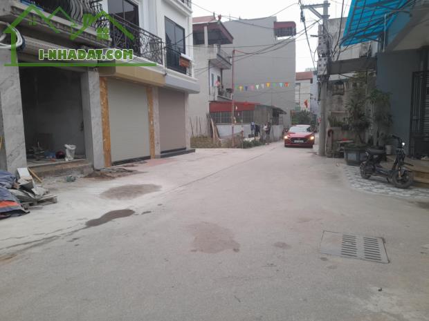 NHÀ BIÊN GIANG GẦN ĐƯỜNG 6 ÔTÔ ĐỖ CỬA 3.3TỶ - 4