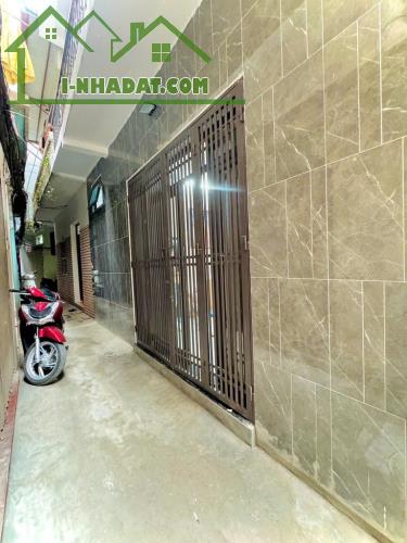 Đại La - Hai Bà Trưng 3 thoáng, 50m ra phố. 35m x 4 tầng chỉ hơn 7 tỷ