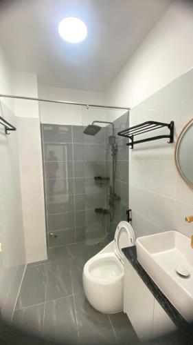 BÁN NHÀ HẺM XE TẢI NÉ NHAU CHỦ NHÀ BÁN GẤP