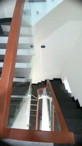 BÁN NHÀ HẺM XE TẢI NÉ NHAU CHỦ NHÀ BÁN GẤP - 3