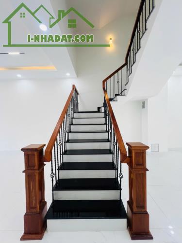 Bán Căn Shophouse Mặt Tiền KĐT Ân Phú - Mặt Tiền Hà Huy Tập - TP.BMT - 2