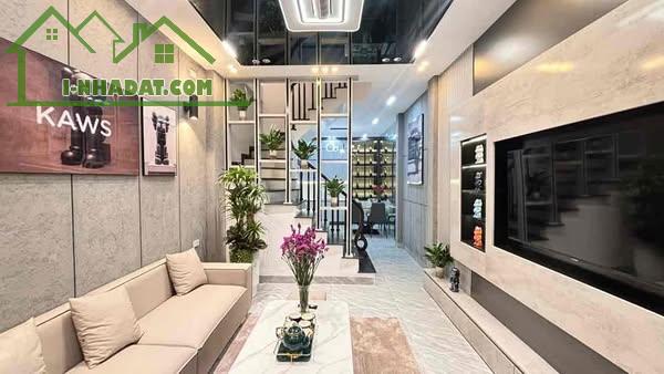 NGUYỄN KHANG CẦU GIẤY NHÀ MỚI GẦN PHỐ - GẦN CHỢ - GẦN TRƯỜNG CẦN BÁN - 1